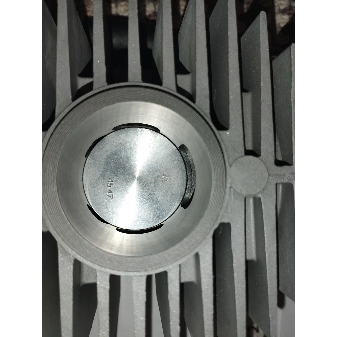 Babetta 210 70/4 felömlős tuning henger szett